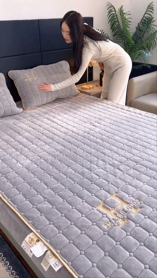 Ultra Soft Cotton Quilted 100% Waterproof Mattress Protector For Double Bed (Grey)